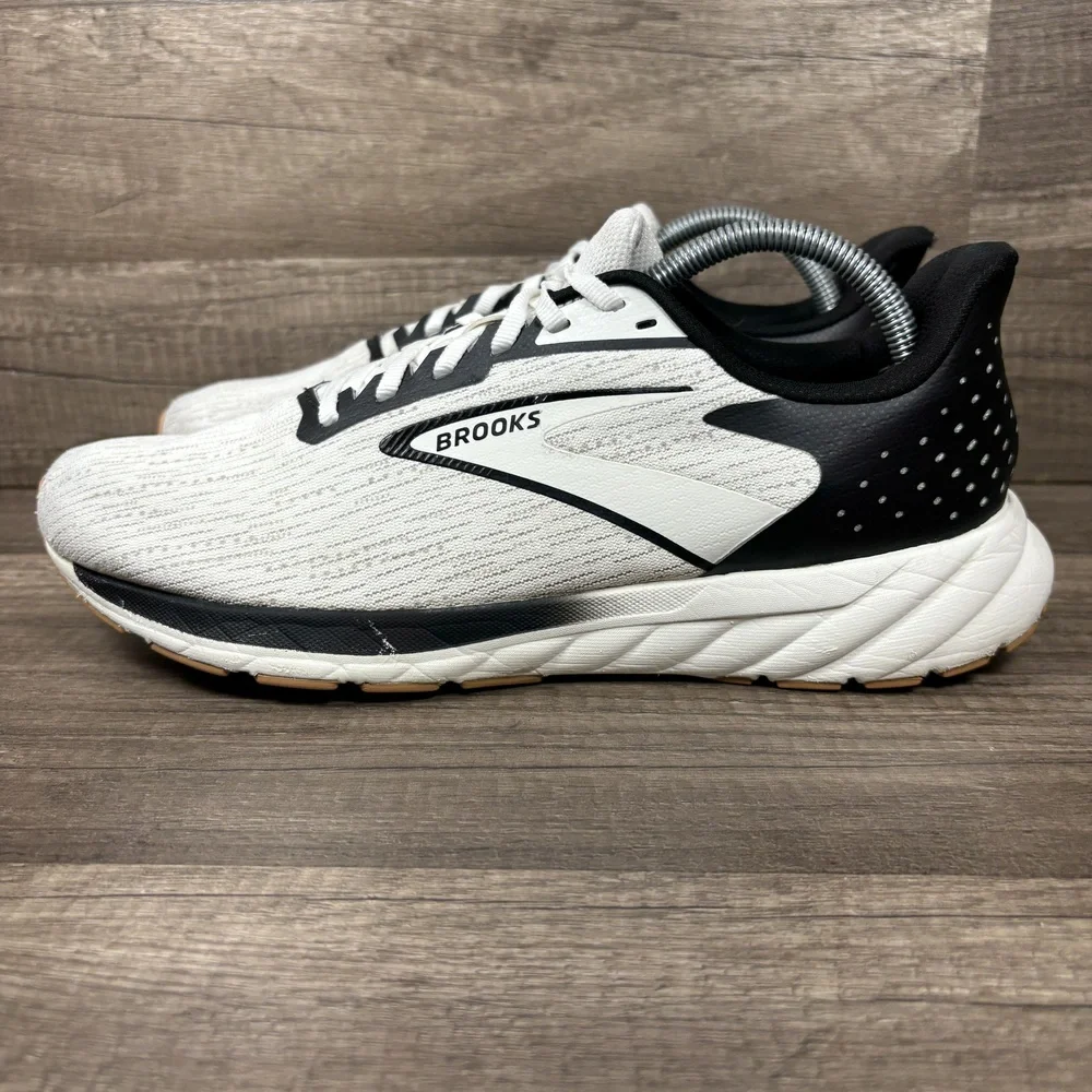 Brooks Anthem 7 White Black Mens US Size 10 EUR 44 1104391D121 Running Shoes